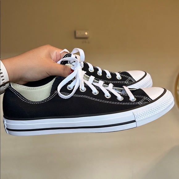 NWOB Converse CTAS OX Low Top Black Sneakers Size Mens 8 Wmns Sz 10 unisex - Picture 6 of 9